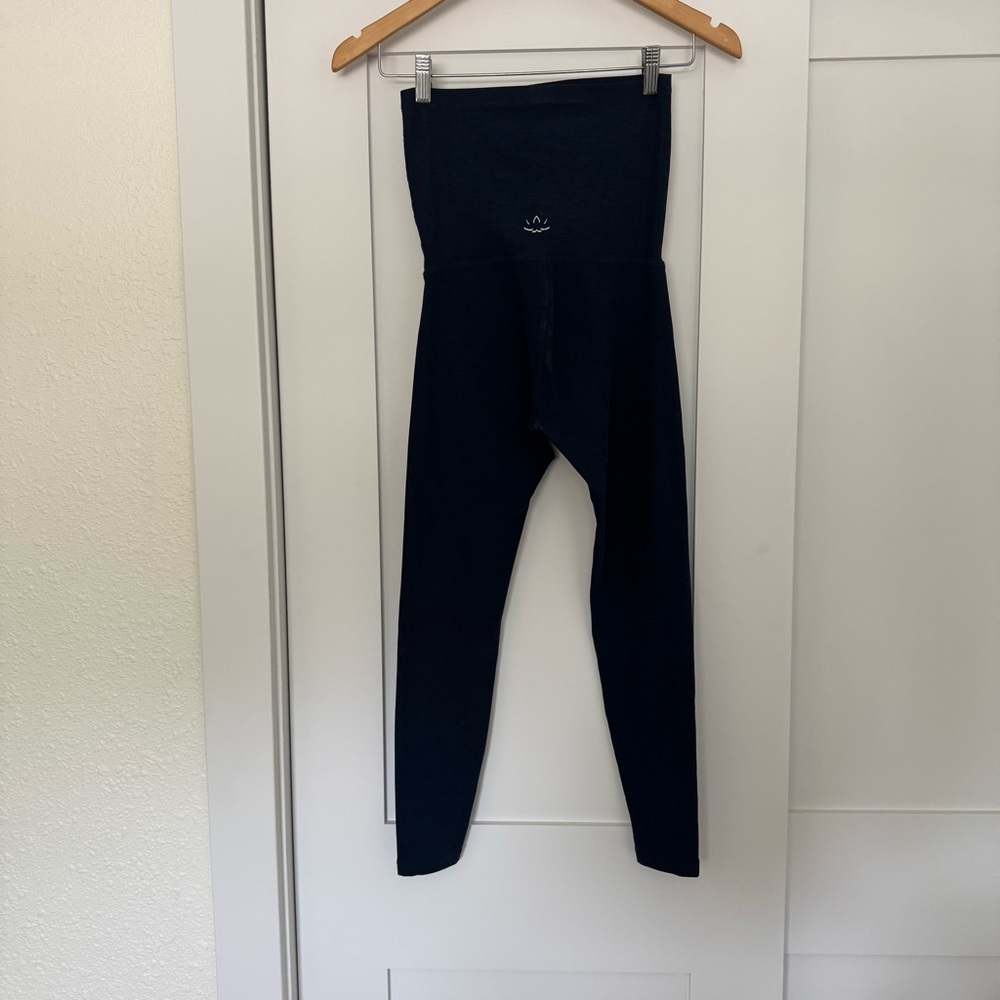 Beyond the Bump Spacedye Navy Leggings Size XS